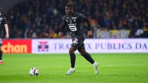 Illustration : Mercato Rennes : Pourquoi le départ de Mikayil Faye vers Nuremberg est une catastrophe financière