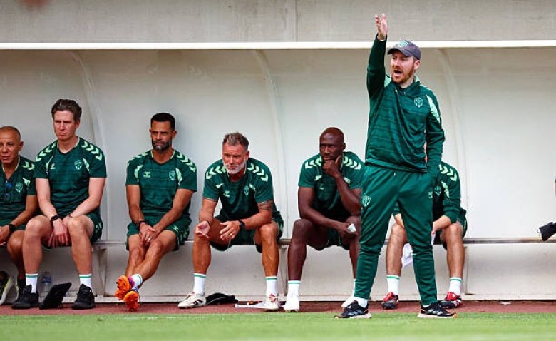 Illustration : "Mercato ASSE : Les Verts bouclent une signature prometteuse en secret !"