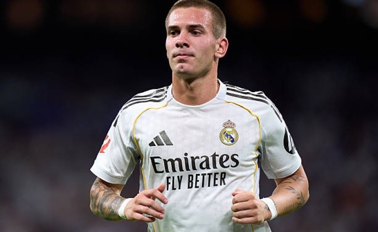 Illustration : "Mercato OL, OM : Guerre totale entre Lyon et Marseille pour un crack du Real Madrid"