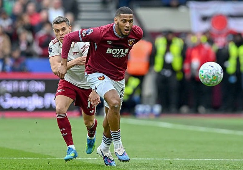 Illustration : Mercato OM : Le bras de fer fait rage pour Jean-Clair Todibo !