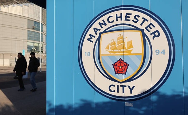 Illustration : "Mercato OM : Manchester City en pince pour un taulier marseillais !"