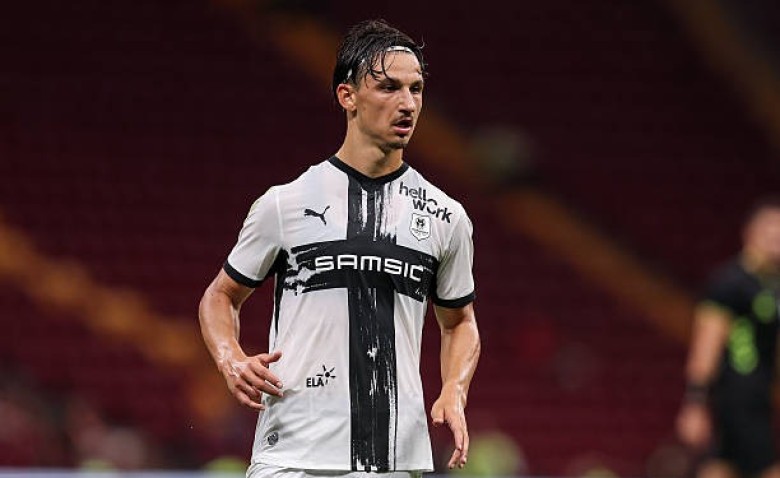 Illustration : "Mercato Rennes : Vente à 40 M€ en vue ? Franck Haise tranche cash pour Lepaul"