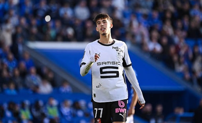 Illustration : "Mercato Rennes : « Ce n’est pas mon style », un flop estival flingue la Ligue 1 après son départ"