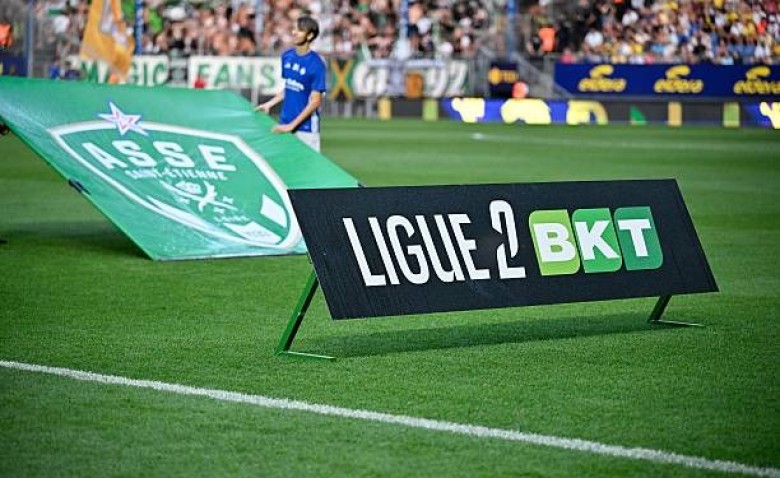 Illustration : "Mercato ASSE : Des discussions entamées en Scandinavie pour libérer un latéral"