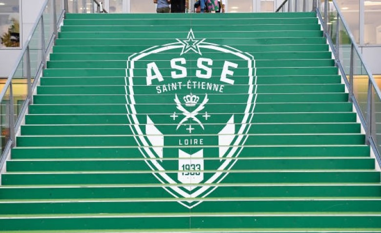 Illustration : "Mercato ASSE : Un promu de Premier League s'attaque au dossier Lucas Stassin"