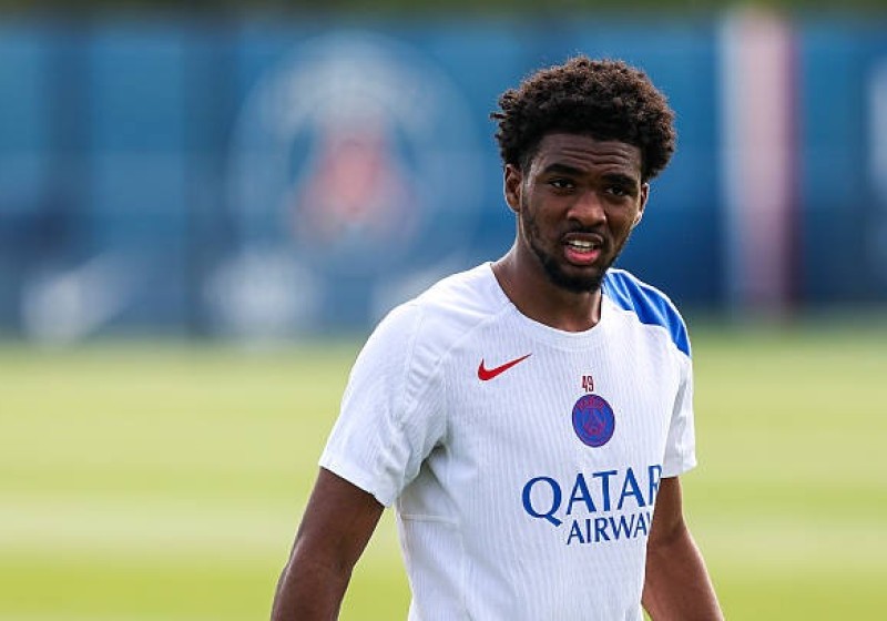 Illustration : Mercato PSG : Offensive XXL de Liverpool qui vise le doublé Ibrahim Mbaye et Bradley Barcola