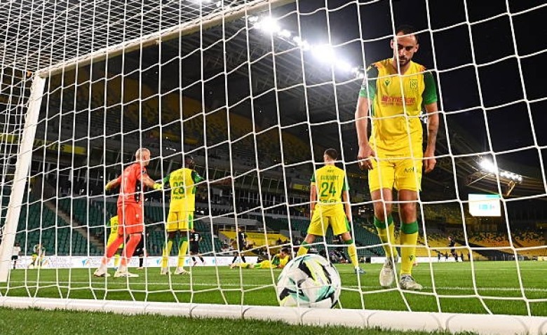 Illustration : "Mercato Nantes : Un renfort formé au Havre débarque d'Italie pour sauver le début de saison"