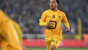 Illustration : Mercato : L'OM et l'OL s'affrontent pour faire signer une sensation du championnat belge !