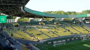 Illustration : Mercato Nantes : Blessure choc en plein match pour cette piste chaude des Canaris