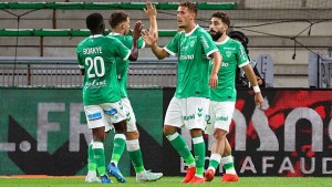 Illustration : Mercato ASSE : Deux départs majeurs bouclés dans la dernière ligne droite