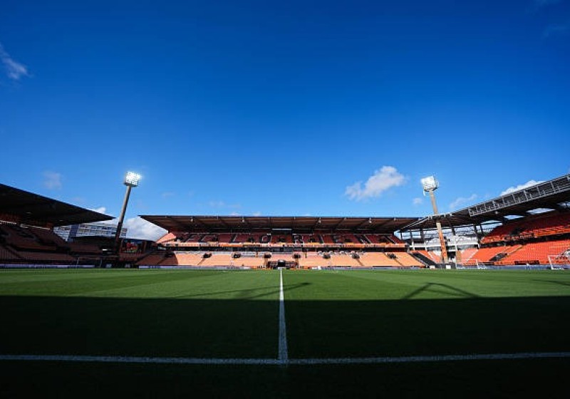 Illustration : Mercato Lorient : Un plan B à 3 millions d'euros activé en urgence
