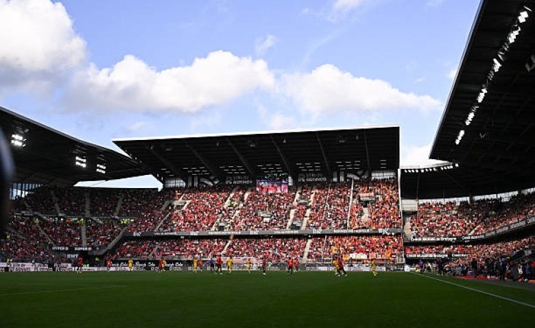Illustration : "Stade Rennais : Pourquoi le SRFC refuse d'enfiler le costume de favori en Ligue Europa"