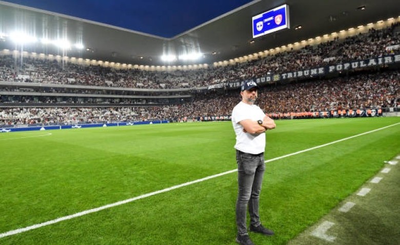 Illustration : "Girondins de Bordeaux : Un accord en vue avec Park Bench pour éviter la liquidation"