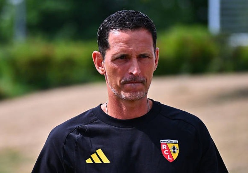 Illustration : RC Lens : Dino Toppmöller vers un retour rapide sur un banc de Bundesliga