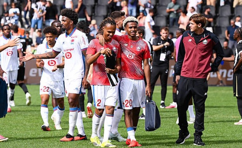 Illustration : "Mercato : Arsenal et Chelsea ciblent Gjivai Zechiël recalé par le LOSC"