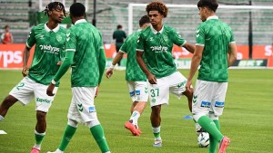Illustration : Mercato ASSE : Un espoir claque la porte de l'Étrat