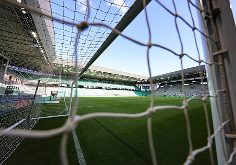 Illustration : ASSE : Deux profils opposés pour un seul poste sous l'ère Ian Cathro