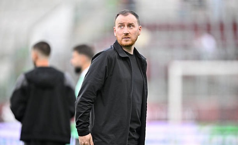 Illustration : "ASSE : Les Verts tiennent-ils enfin leur nouvel avant-centre vedette ?"