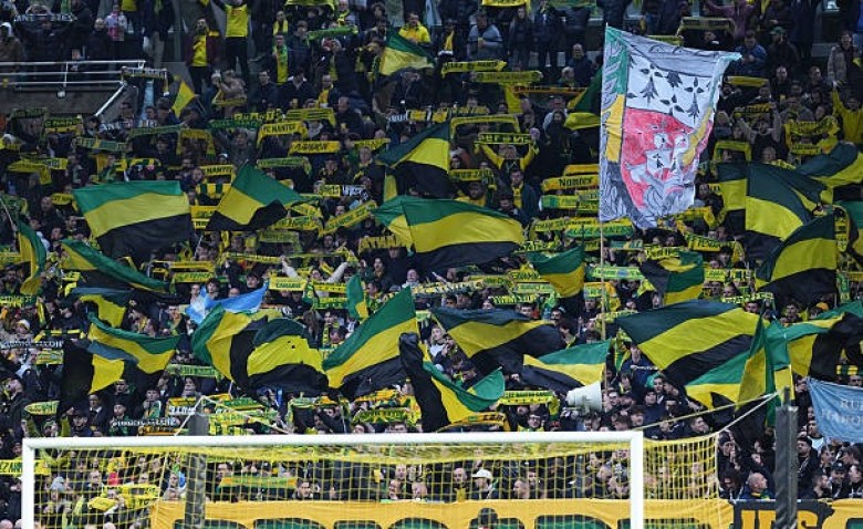 Illustration : "« Ne pas troquer la peste pour le choléra » : La Brigade Loire hausse le ton sur la vente du FC Nantes"