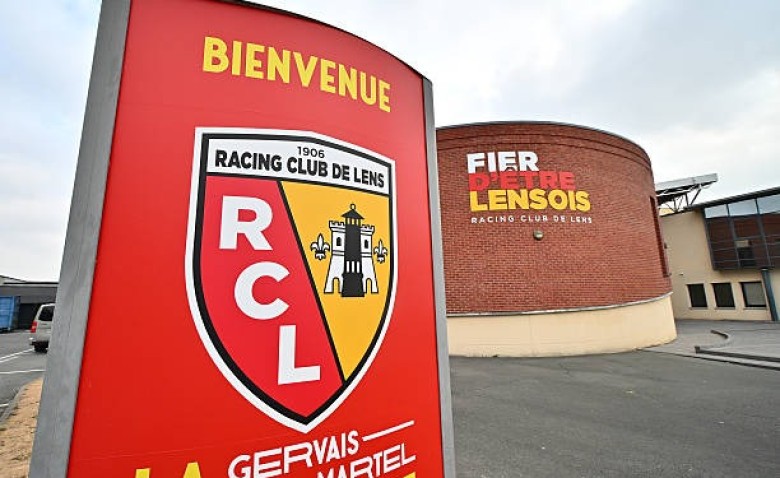 Illustration : "RC Lens : Yannick Cahuzac lance la nouvelle merveille du RCL !"