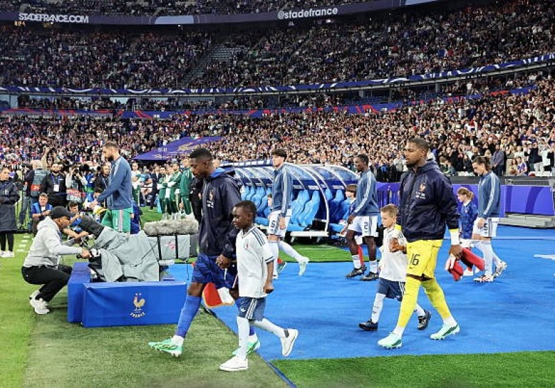 Illustration : France - Italie : Raz-de-marée d'audience pour TF1 et Zidane !