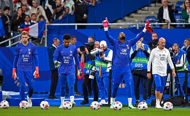 Illustration : "Equipe de France : Qui est le seul Bleu à ne pas être entré en jeu sous Zidane ?"