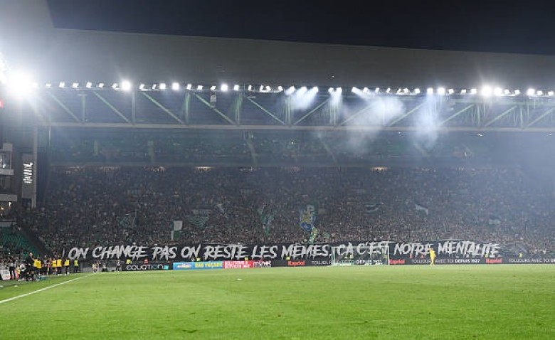 Illustration : "ASSE - Rodez : La pelouse de Geoffroy-Guichard au cœur d'une course contre la montre"