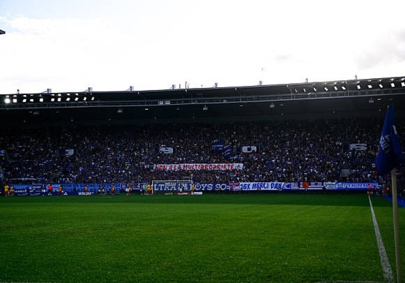 Illustration : Ligue 1 : Pourquoi le RC Strasbourg a perdu une vente historique cet été ?