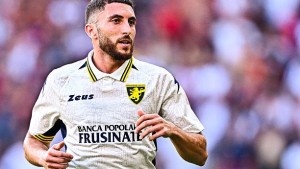 Illustration : Mercato Monaco : Frosinone réclamera au moins 15 millions d'euros pour Farès Ghedjemis