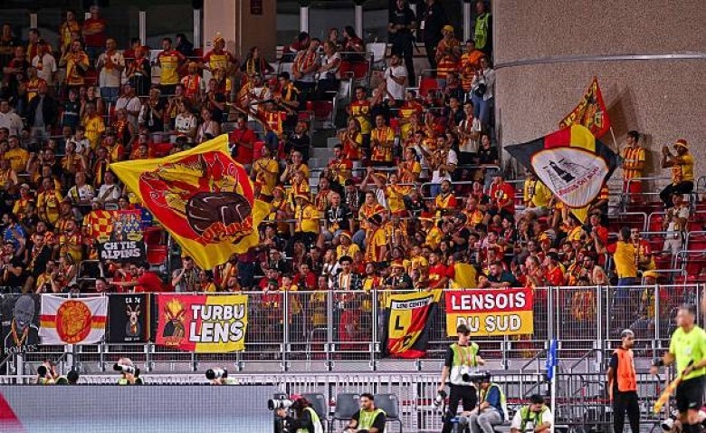 Illustration : "RC Lens : Gros coup dur en défense pour la réception du Sporting Portugal"