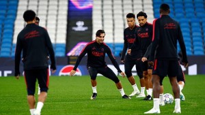 Illustration : PSG : La justice s'invite dans les bureaux du club avant la C1