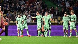 Illustration : ASSE : Pas de doublure, bricolage tactique... le point noir du leader de la Ligue 2